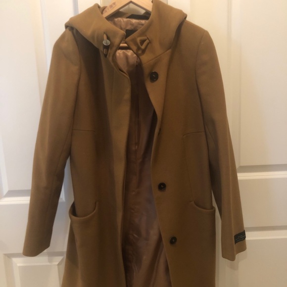 Aritzia coat - Picture 1 of 3